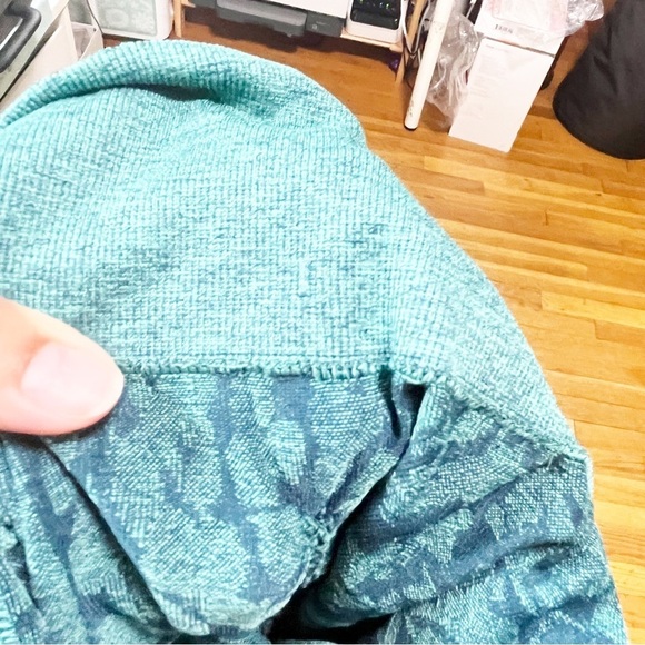 Gymshark Green Animal Print Leggings Size XS - Picture 7 of 9